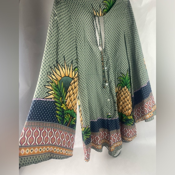 Farm Rio short sleeved Sunflower Print Romper Sz P - Picture 4 of 16